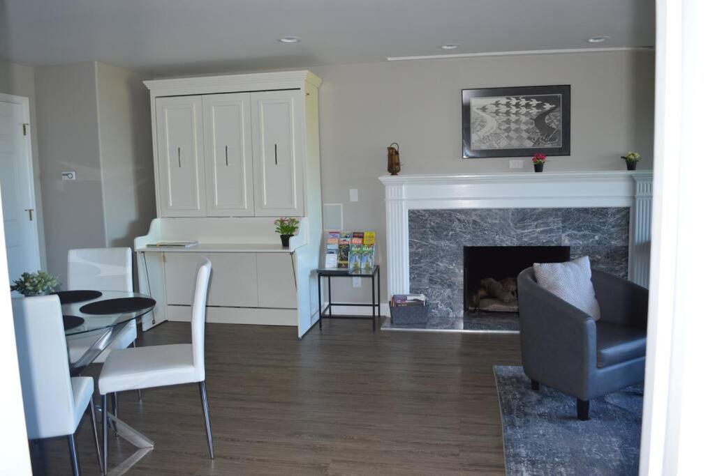 Appartement 1-bedroom Seaview On Luxury Estate With Views Of Olympic Mountains Seattle