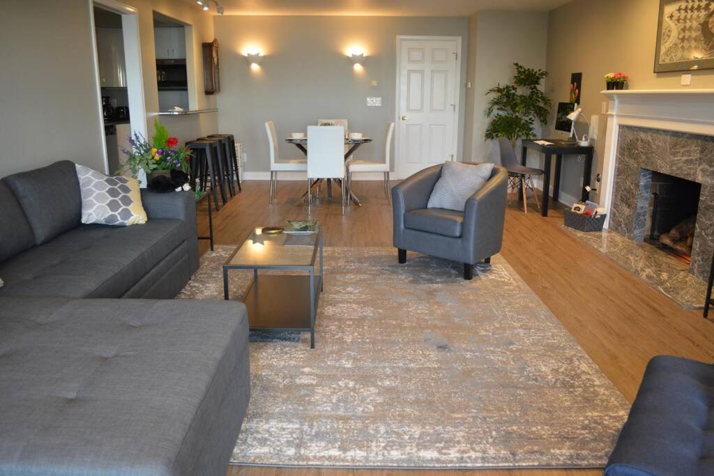 1-bedroom Seaview On Luxury Estate With Views Of Olympic Mountains Appartement Seattle